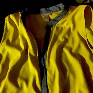 Banana Republic sleeveless shirt